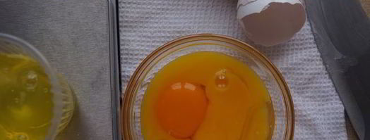 воздушные рогалики с хрустящей ореховой начинкой. Шаг 3