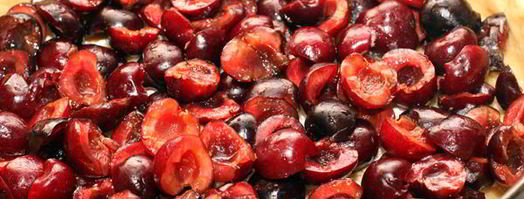 баскский пирог с черешней. Шаг 6