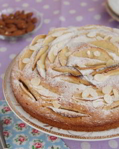 Датский миндальный пирог с яблоками