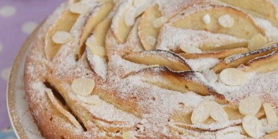 Датский миндальный пирог с яблоками