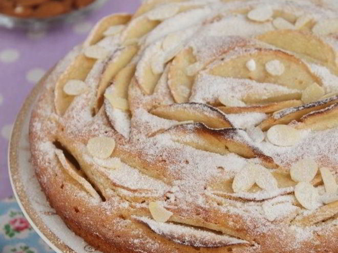 Рецепт датского миндального пирога с яблоками
