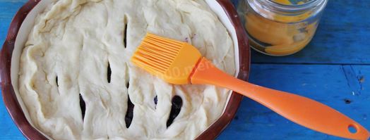 дрожжевой пирог с черникой. Шаг 8