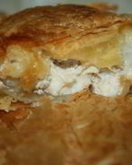 Куриный пирог на слоеном тесте