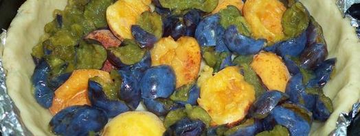 песочный пирог с ягодами и сметанной заливкой. Шаг 2