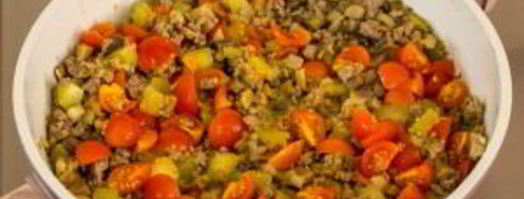 пирог из слоеного теста с фаршем и овощами. Шаг 11