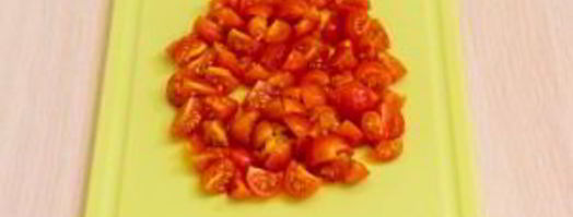 пирог из слоеного теста с фаршем и овощами. Шаг 3