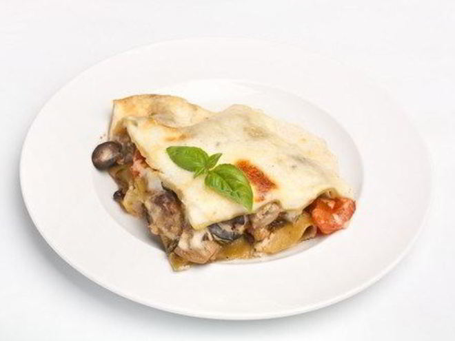 Рецепт пирога с беконом и баклажанами в микроволновой печи