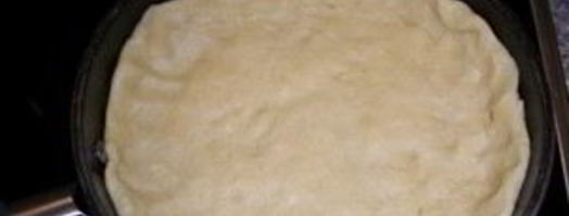 пирог с мясом на сковороде. Шаг 4