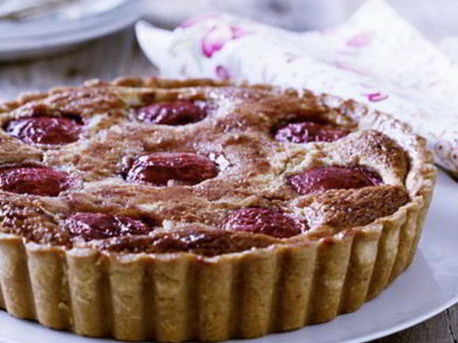 Рецепт пирога с нектарином и коричневым сахаром