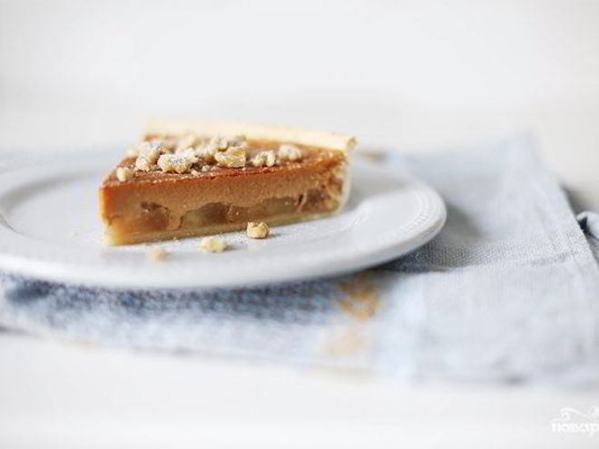 Рецепт пирога с вареной сгущенкой и яблоками