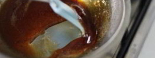 пирог с вареной сгущенкой и яблоками. Шаг 4