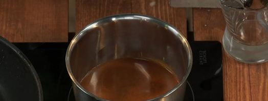 слоеныи пирог с телятинои , кедровыми орешками и грибами. Шаг 6