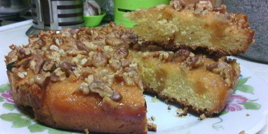 Тыквенный пирог с лимонной заливкой и орехами