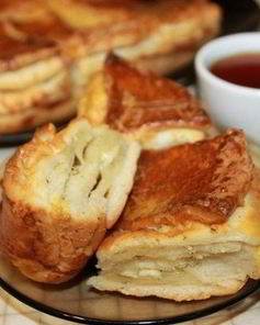 Закусочный сырный пирог