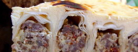 заливной пирог-улитка с мясом и сыром. Шаг 8