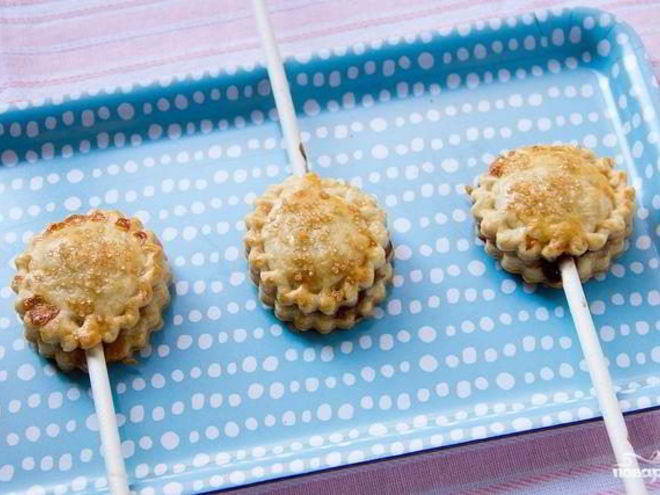 Рецепт мини-пирожков на палочке