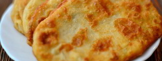 очень вкусные тоненькие пирожки с мясом и картошечкой. Шаг 12