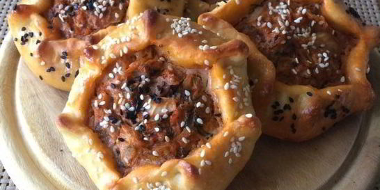 Открытые пирожки с капустой