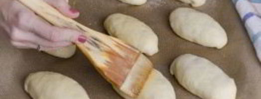 пирожки дрожжевые на воде. Шаг 13