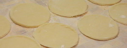 пирожки грибные бомбочки. Шаг 6