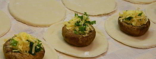 пирожки грибные бомбочки. Шаг 7