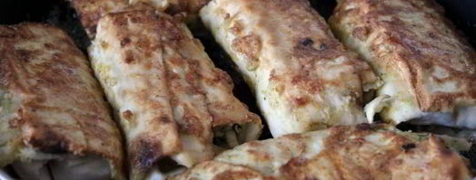 пирожки из лаваша с зеленым луком и яйцом. Шаг 8