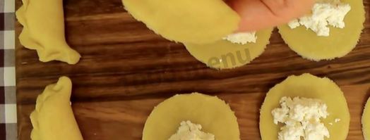 пирожки из теста на соде с творогом несладкие. Шаг 19