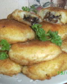 Пирожки картофельные с грибами