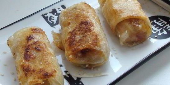 Пирожки по-китайски в рисовой бумаге