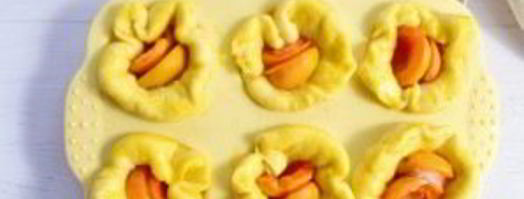 пирожки с абрикосами. Шаг 6