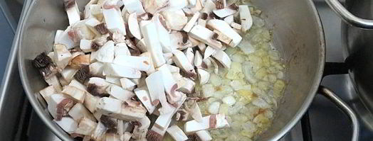 пирожки с грибами и рисом. Шаг 15