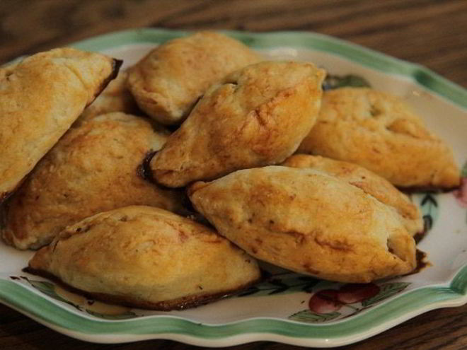 Рецепт пирожков с картофелем, фетой и розмарином