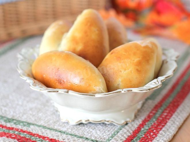 Рецепт пирожков с ливерной колбасой на воде