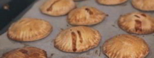 пирожки с яблоками и карамелью. Шаг 5