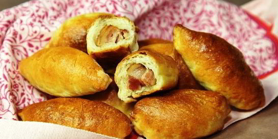 Пирожки со шпиком