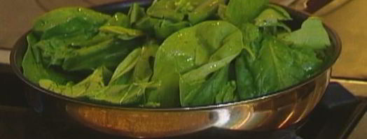 пирожки со шпинатом, курицей и кедровыми орешками. Шаг 3