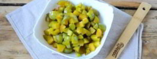 пирожки со сливой на сковороде. Шаг 5