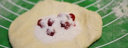 пирожки со смородиной. Шаг 8