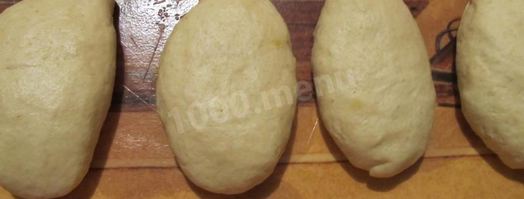 пирожки жареные на дрожжах на сковороде. Шаг 4