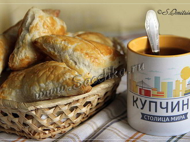 Рецепт слоеных пирожков с мясом