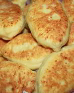 Творожные пирожки с рубленой курицей