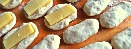 закусочные пирожки с сыром и ветчиной муравьи. Шаг 7