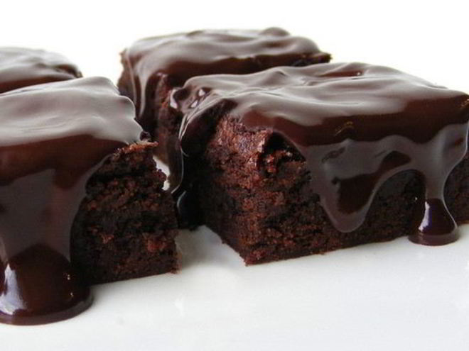 Рецепт американских шоколадных брауни с вишней