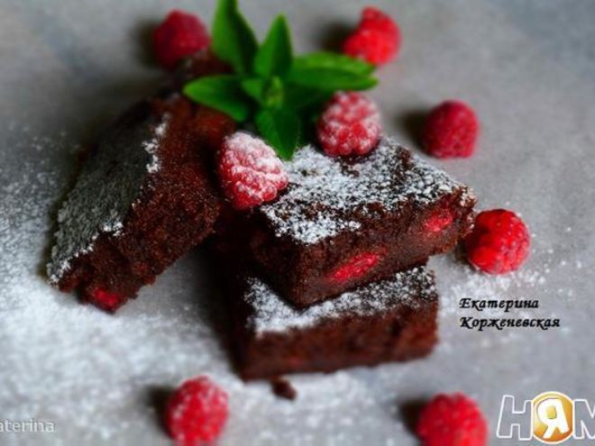 Рецепт брауни на темном пиве с малиной