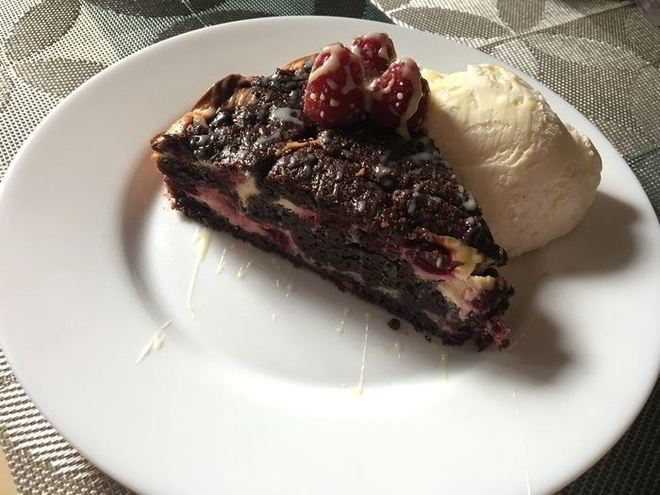 Рецепт брауни с творогом и вишней