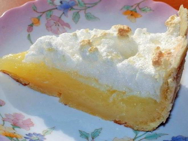 Рецепт лимонных пирожных с безе