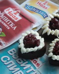 Мини-пирожные Черный лес