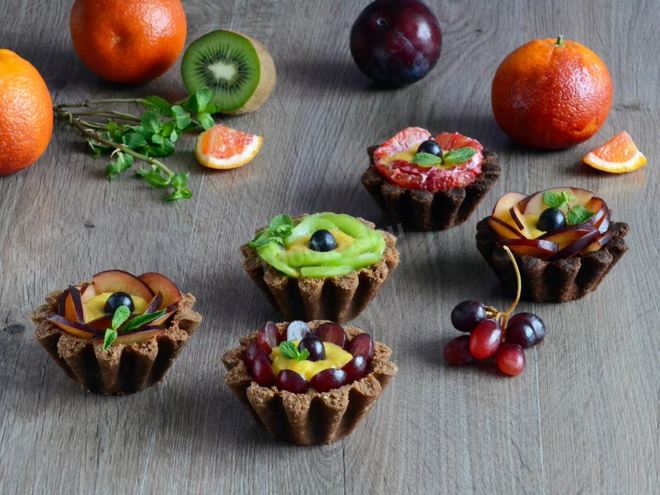 Рецепт песочных корзиночек с фруктами пирожные