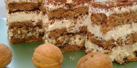 Пирожное Черносливка