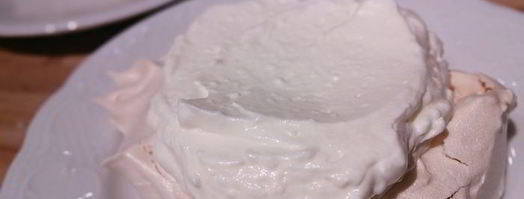 пирожное павлова со свежими ягодами. Шаг 8